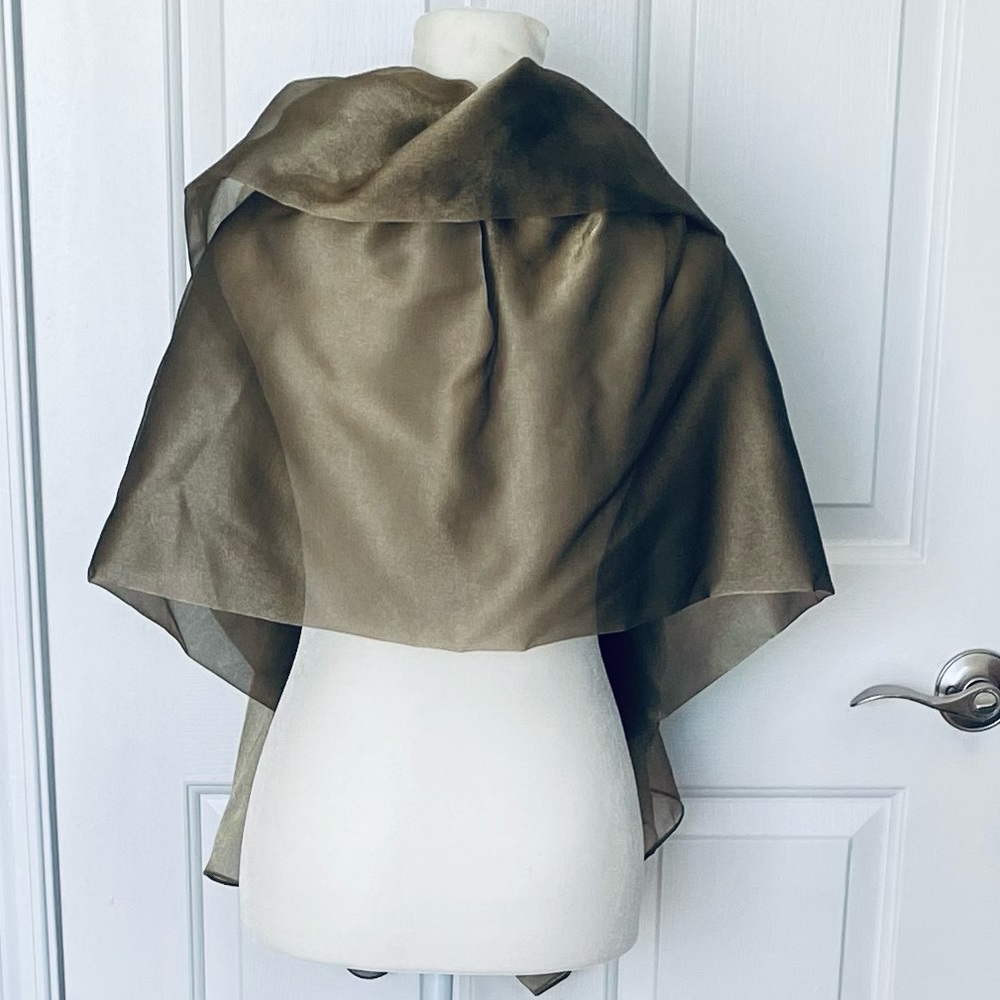 🌴 Custom Made Shawl/Wrap - Picture 8 of 11